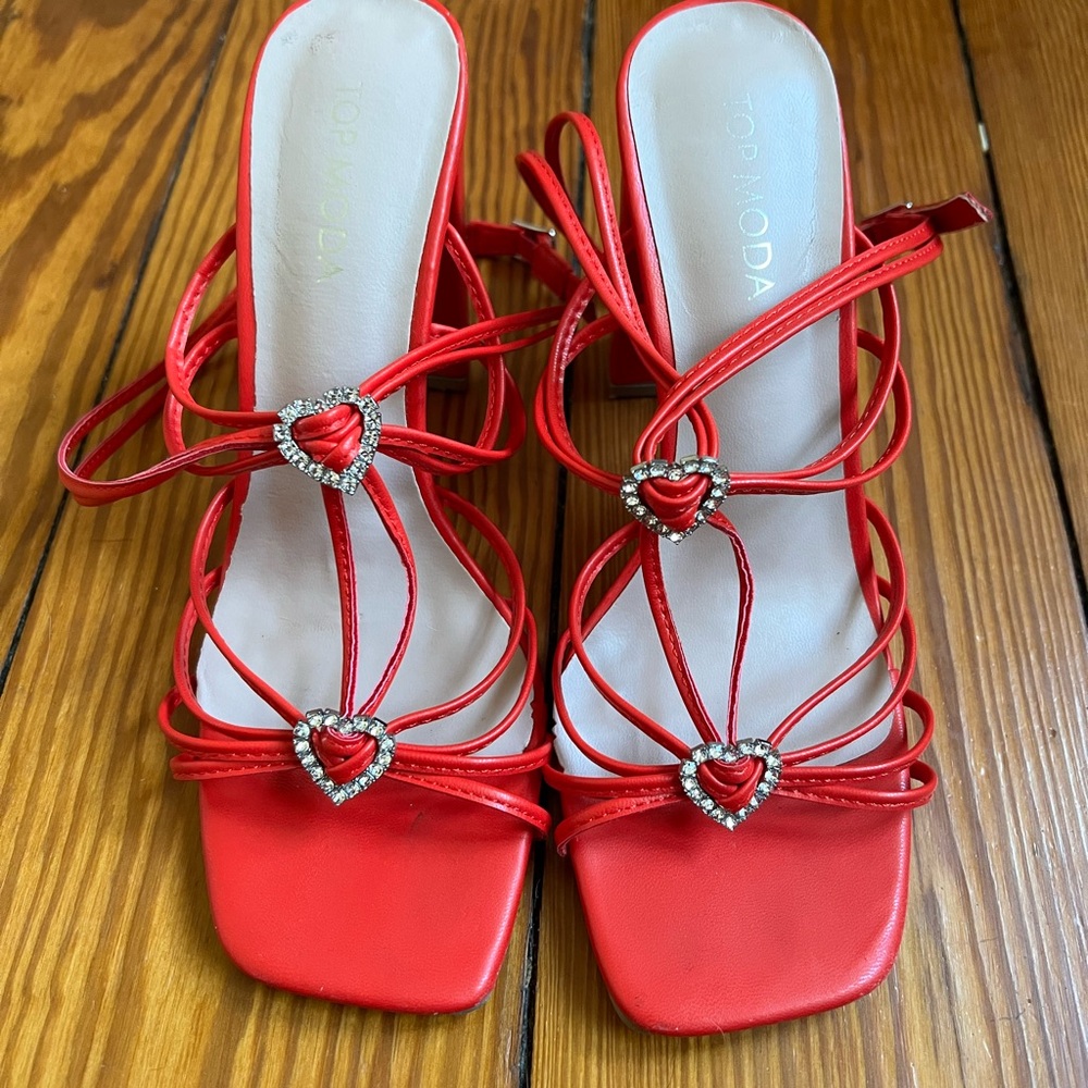 Top Moda Women's Red Strappy Heart Heels